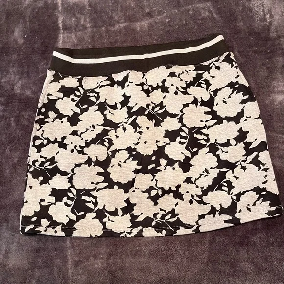 Fabletics Shine On Allie Sport Skirt Athleisure Athletic Wear Casual Large - Picture 2 of 4